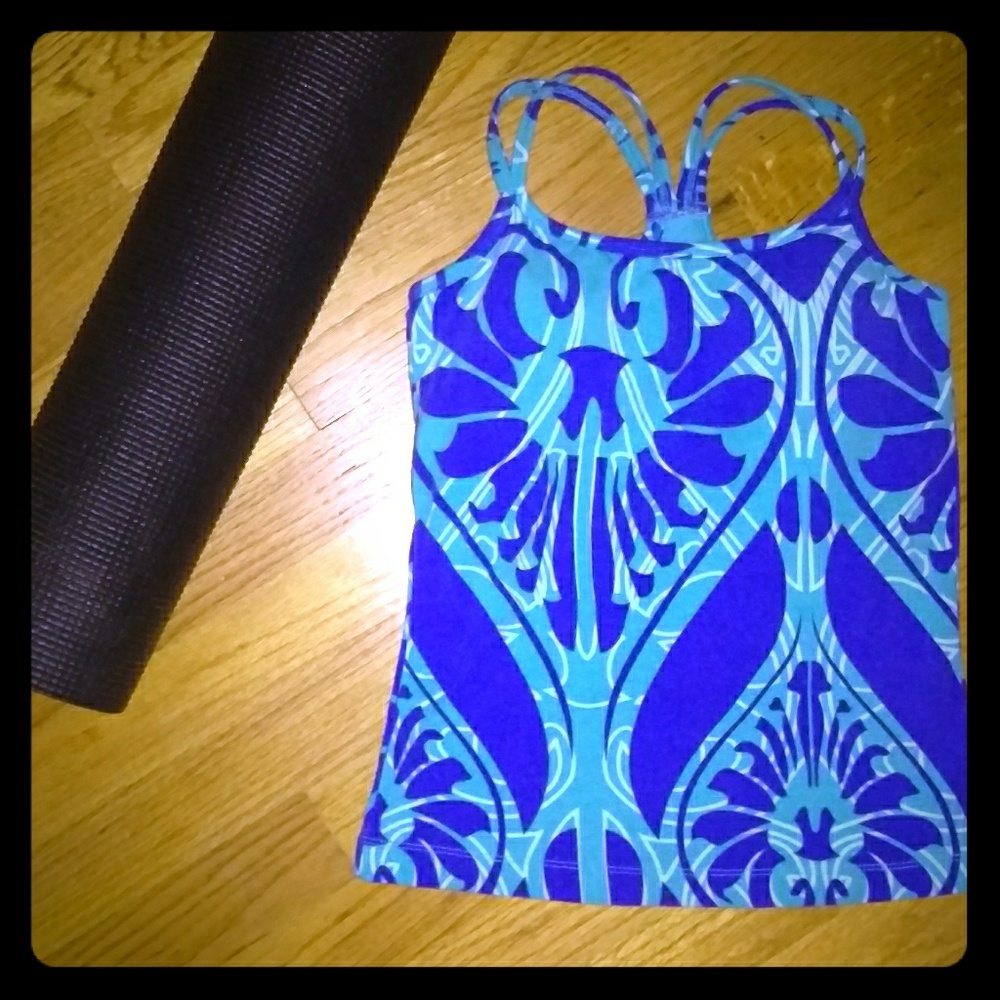 Strappy Yoga Tank with Inner Bra